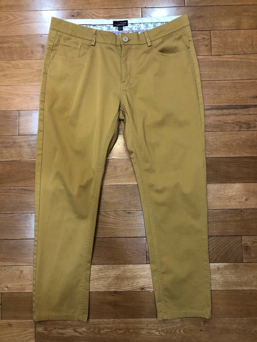 Tailored Recreation Premium Straight Leg Goldenrod Trousers Size 34 Minimalist